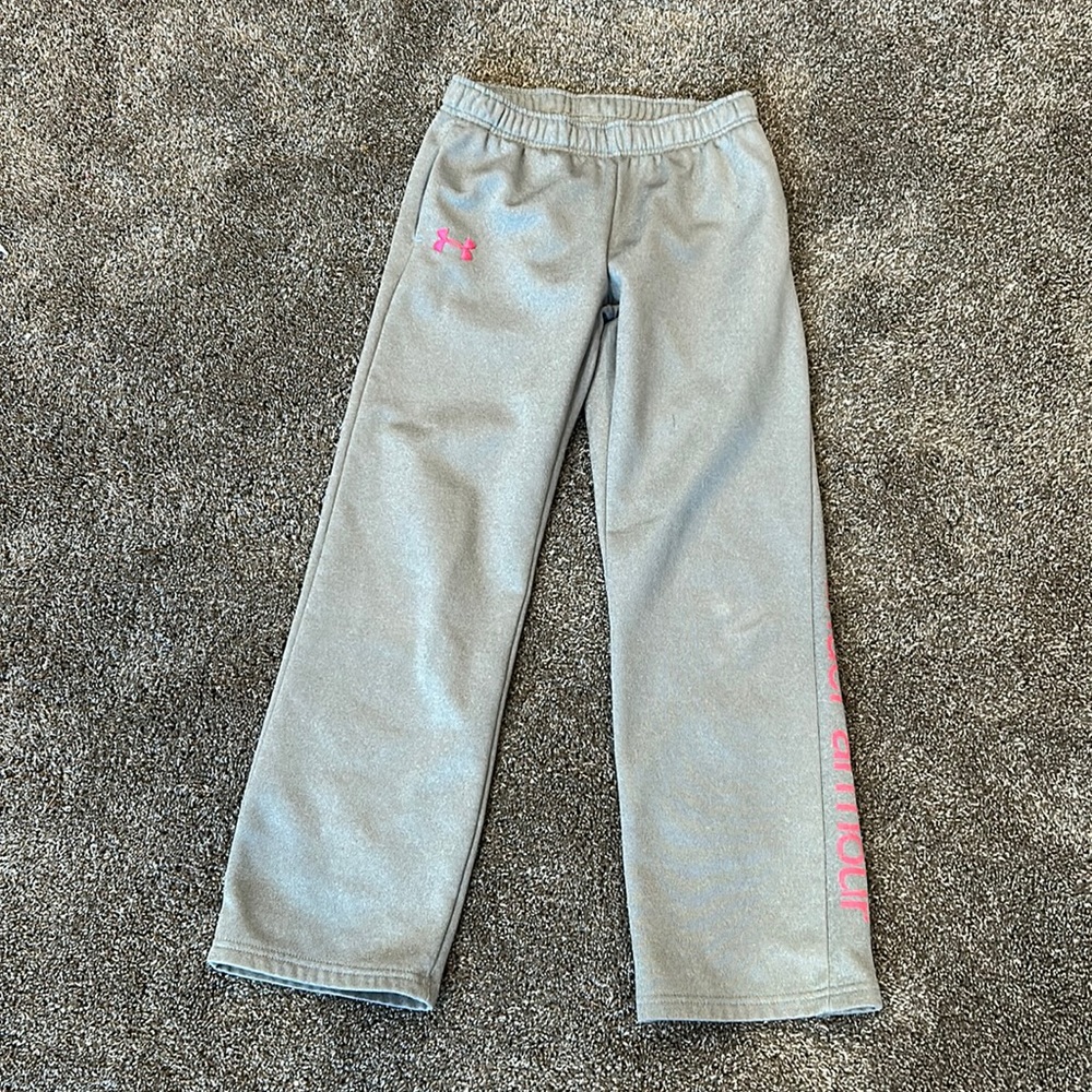 Gray under armour sweatpants size youth medium
